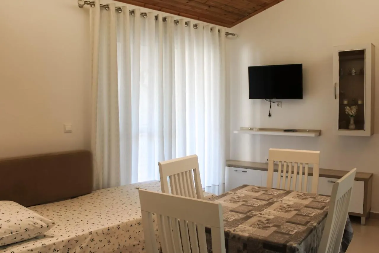 Villa 29 Saranda Daire
